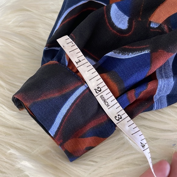 Nine West long sleeve v neck button up navy blue black red blouse shirt sz XS - Picture 13 of 17